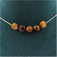 Bijoux Pierres et Minéraux. Collier 5 perles Oeil de Tigre d'Afrique du Sud. Chaine en acier Collier femmes, hommes. Taille personnalisabl