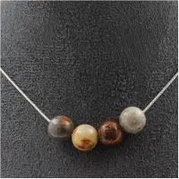 Bijoux Pierres et Minéraux. Collier 4 perles Agate crazy lace 8 mm Chaine en acier inoxydable.