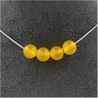 Bijoux Pierres et Minéraux. Collier 4 perles Agate jaune 8 mm. Chaine en acier inoxydable Collier femmes, hommes. Taille personnalisable.