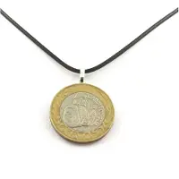 Bijoux Pierres et Minéraux. Collier pièce de monnaie Portugal 200 escudos Cordon noir.