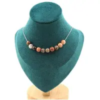 Bijoux Pierres et Minéraux. Collier 10 perles Bois pétrifié 8 mm. Chaine en acier inoxydable Collier femmes, hommes. Taille personnalisabl
