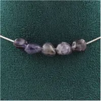 Bijoux Pierres et Minéraux. Collier 5 perles Cordierite Iolite de Madagascar. Chaine en acier Collier femmes, hommes. Taille personnalisab