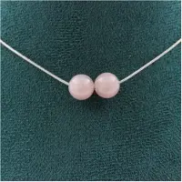 Bijoux Pierres et Minéraux. Collier 2 perles Quartz rose de Madagascar 8 mm Chaine en acier Collier femmes, hommes. Taille personnalisable.