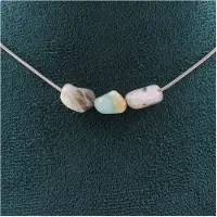 Bijoux Pierres et Minéraux. Collier 3 perles Opale multicolore d'Australie. Chaine en acier Collier femmes, hommes. Taille personnalisable.