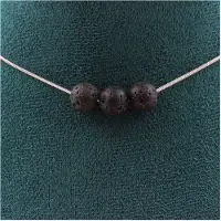 Bijoux Pierres et Minéraux. Collier 3 perles Lave 8 mm. Chaine en acier inoxydable Collier femmes, hommes. Taille personnalisable.