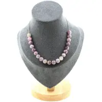 Bijoux Pierres et Minéraux. Collier 20 perles Mica violet de Tanzanie 8 mm. Chaine en acier Collier femmes, hommes. Taille personnalisable.