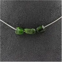 Bijoux Pierres et Minéraux. Collier 3 perles Diopside du Brésil. Chaine en acier inoxydable Collier femmes, hommes. Taille personnalisable.