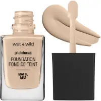wet n wild Photo Focus Matte Liquid Liquid Foundation Shell Ivory Vegan & Cruelty-Free