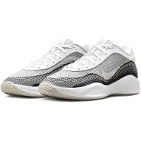 Nike Chaussures de basket G.T. Hustle Academy "White LB Black" pour Homme