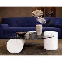 Casa Padrino Luxe Table basse design Blanc 116 x 100 x H. 24 cm - Table de salon avec plateau en verre - Meubles de salon - Meubles d'hôtel - Meubles de luxe - Qualité de luxe - Italy