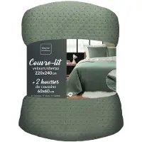 Douceur d'intérieur Housse décorative Ensemble de literie en velours MYLENE : couvre-lit + 2 taies d'oreiller