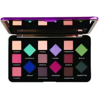 Makeup Revolution I Heart Revolution Palette 18 Eye Shadow Set Parental Advisory 1op.