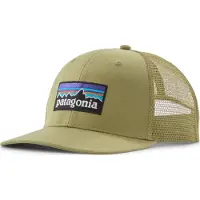 Patagonia - Casquette trucker respirante en coton biologique - P-6 Logo Trucker Hat Gumtree Green en Coton - Vert