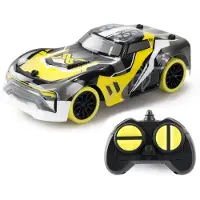 Silverlit Exost Star Rush RC voiture de course + pilote