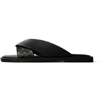 L37 HANDMADE SHOES Chaussure basse 'VICTORY' noir
