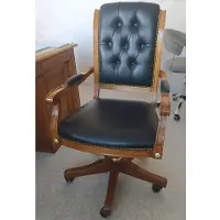 Casa Padrino Luxury Baroque Leather Office Chair Chesterfield black / brown - height adjustable Baroque office chair in high quality genuine leather - Baroque office furniture - luxury quality - Italy