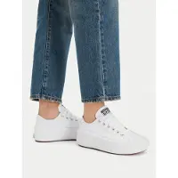Converse Baskets basses 'Chuck Taylor all star move' blanc