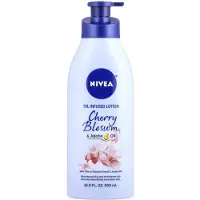 Nivea Lotion Huile infuse Cherry / Jojoba Huile 16,9 onces Pompe (500 ml) (6 pack)