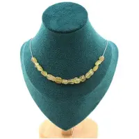 Bijoux Pierres et Minéraux. Collier 15 perles Apatite jaune de Madagascar. Chaine en acier Collier femmes, hommes. Taille personnalisable.