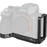 SmallRig Plaque de montage en L 6034 avec emplacement pour AirTag pour Sony Alpha 7 V / 7R V / 7 IV