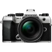 OM SYSTEM Kit appareil photo hybride OM-5 Mark II 1415-2 Argent + M.Zuiko Digital 14-150mm F4-5.6 II lens Noir