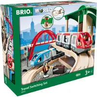 BRIO World Circuit Plateforme Voyageurs - Coffret complet 42 pièces - Circuit de train en bois - Ravensburger - Dès 3 ans - 33512