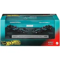 Hot Wheels Premium Mercedes-AMG PETRONAS F1 Team, lot de 2 voitures de course de George Russell et Kimi Antonelli, voiture de course, à partir de 14 ans, plastique, métal, multicolore
