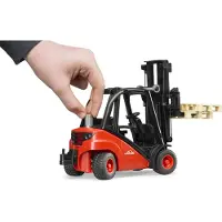 BRUDER chariot élévateur Linde H30D 02511