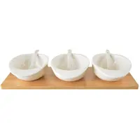 Orion Ensemble de trois bols et cuillères en porcelaine sur plateau en bambou