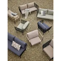 Bloomingville Table Pavone