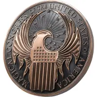 Noble Collection Fantastic Beasts Harry Potter Emblem Macusa Flag Replica Doré