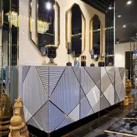 Casa Padrino Ensemble de Meubles de Luxe Blanc-Gris / Or - 1 Buffet 4 portes & 3 miroirs muraux - Meubles de Salon - Qualité Luxe