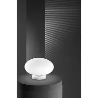 Perenz Lampe De Table En Verre Soufflé Blanc Satiné, Structure En Métal Peint, Douille E27, Design Élégant Pour Intérieurs - Produit Par Design