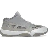 Jordan Sneakers 919712 102 size 44