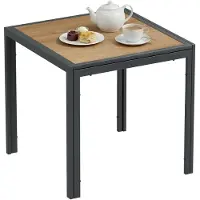 StarTech.com Table de jardin, table de balcon - Table carrée pour terrasse, 75x75x72 cm - Structure en métal - Plateau de table antidérapant - Idéale pour petits balcons - Gris