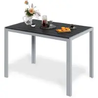 StarTech.com Table de jardin - Table rectangulaire pour balcon et salle à manger - Table d'extérieur avec plateau en WPC - Structure en métal résistante aux intempéries - 110x70x73 cm - Noir