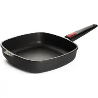 Woll Nowo Titanium Induction poêle en fonte carrée 6,5 cm de haut sans 26 cm