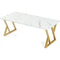 En.casa Table basse "Nolu", dimensions 120 x 60 x 46 cm, forme rectangulaire, structure en métal de couleur dorée, imitation marbre, plateau blanc