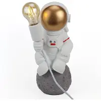 Alpinaluz Lampe de table pour enfants "COSMO" au design d'astronaute - Lampe décorative E27 idéale pour les enfants et les fans de l'espace