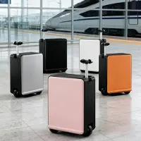 StarTech.com Valise à roulettes électriques pour bagages à main - Valise à roulettes motorisée - Légère - 4 roulettes multidirectionnelles - Serrure à combinaison - Coque rigide en polycarbonate - Noir