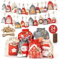 Sonstiges Calendrier de l'Avent à remplir : 24 petits sacs en tissu, rouge, beige et gris, de différentes tailles, avec accessoires inclus