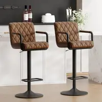 Sonstiges Ensemble de 2 tabourets de bar, réglables en hauteur, pivotants à 360°, avec accoudoirs, dossier et repose-pieds, revêtus en cuir PU, de couleur jaune-brun