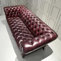 AEA Englische Chesterfield Couch Dreisitzer Sitz Polster Sofa Braun Knöpfe Designer