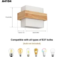 StarTech.com Applique murale carrée en bois - A4104 - Douille E27 - 220 V - Non dimmable - Lumière dirigée vers le haut et vers le bas - Ampoule non incluse - Pour intérieur