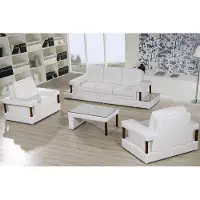 AEA Ensemble de canapés en cuir, comprenant un canapé 3 places, une causeuse et un fauteuil. Modèle 1258