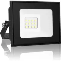StarTech.com Projecteur LED d'extérieur - 10 W - IP66 - 3000 K - 220–240 V - 1 pièce - Lumière blanche chaude