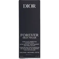 Dior Forever Skin Wear Fond de teint mat naturel - haute tenue 24 h teinte 3 Warm 30 ml