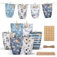 Dripio Calendrier de l'Avent à remplir, comprenant 24 sachets, 6 motifs différents, avec des pinces en bois et du cordage en jute