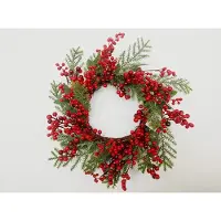 Merkloos Omgoods - Couronne en plastique avec des feuilles vertes et des baies, 55 cm