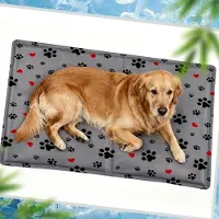 Sonstiges Matelas rafraîchissant pour chien, 65 x 50 cm. Gel non toxique, imperméable, résistant à la déchirure, auto-refroidissant